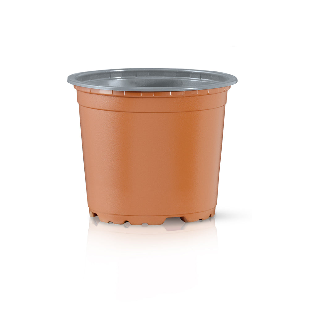 Plastpotte 12 cm i terracotta med grå kant, set fra siden
